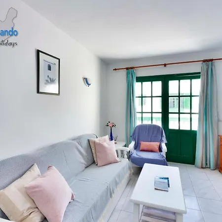 Vivienda Vacacional Lima Апартаменты *